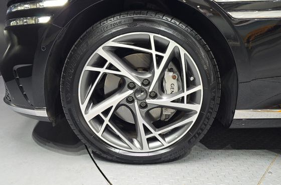Genesis G90 Gasoline 3.5 Turbo AWD — пробег 37 500 км — фото 5 из 5