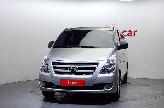 Hyundai Starex 5-Seater VAN Smart — пробег 125 989 км — фото 3 из 5