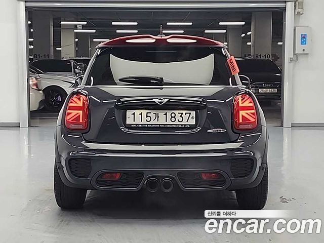 Mini Cooper JCW 3rd Generation — пробег 108 647 км — фото 3 из 5