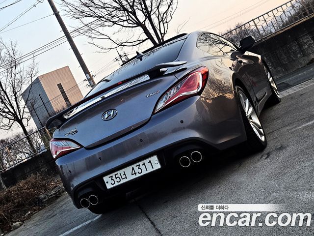 Hyundai Genesis из Кореи Encar