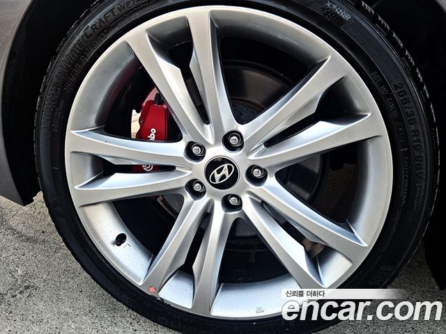 Hyundai Genesis из Кореи Encar