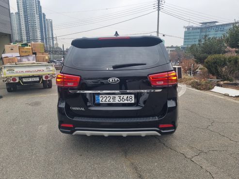 Kia Carnival 9-Seater Prstige — пробег 162 151 км — фото 4 из 5