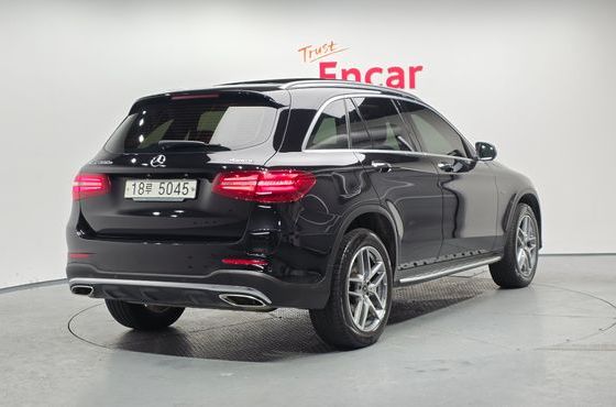 Mercedes-Benz GLC-Class GLC350e 4MATIC AMG Line — пробег 94 006 км — фото 2 из 5