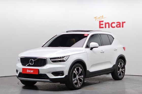 Volvo XC40 B4 Inscription — пробег 118 700 км — фото 1 из 5