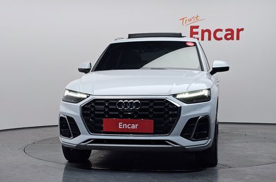 Audi Q5 40 TDI Quattro Premium — пробег 72 016 км — фото 3 из 5