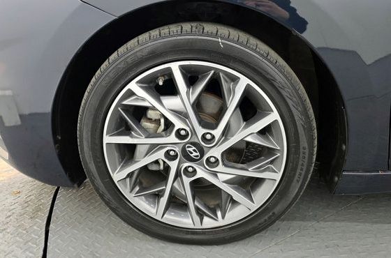 Hyundai AVANTE 1.6 Style — пробег 89 747 км — фото 5 из 5