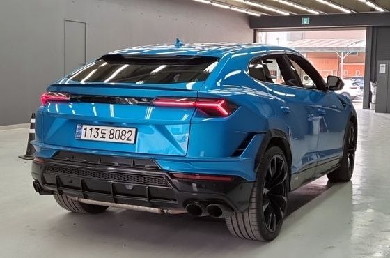 Lamborghini Urus 4.0 V8 S — пробег 9 631 км — фото 2 из 5
