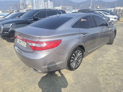 Hyundai Grandeur LPG HG300 Premium — пробег 237 794 км — фото 2 из 5