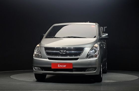 Hyundai Starex 12-Seater Wagon CVX Luxury — пробег 125 893 км — фото 3 из 5