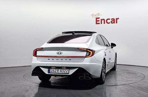 Hyundai Sonata 1.6 Turbo Premium Family — пробег 70 909 км — фото 4 из 5