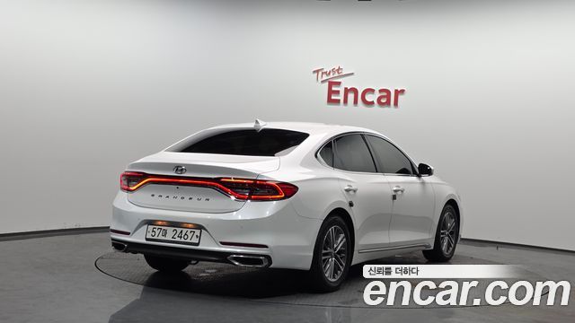 Hyundai Grandeur из Кореи Encar