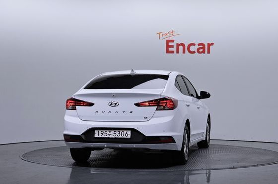 Hyundai AVANTE 1.6 Smart — пробег 149 059 км — фото 4 из 5
