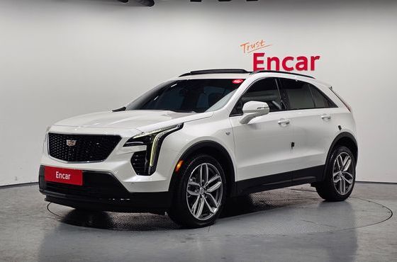 Cadillac XT4 2.0 Sport AWD — пробег 40 948 км — фото 1 из 5