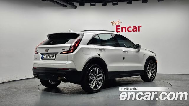 Cadillac XT4 2.0 Sport AWD — пробег 40 948 км — фото 2 из 5