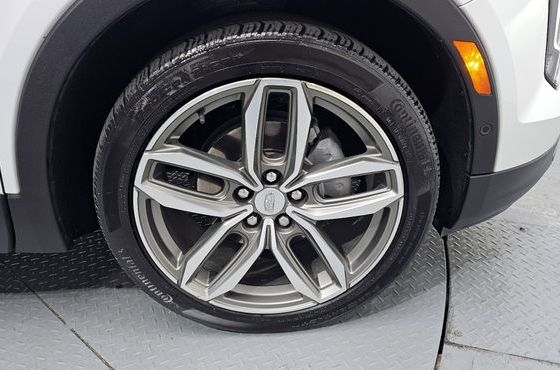 Cadillac XT4 2.0 Sport AWD — пробег 40 948 км — фото 5 из 5