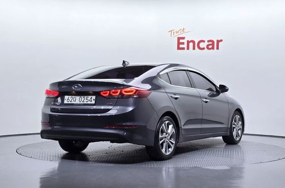Hyundai AVANTE 1.6 GDI Modern special — пробег 24 584 км — фото 2 из 5