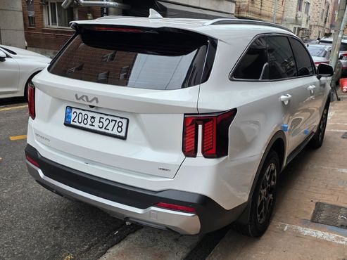 Kia Sorento HEV 1.6 2WD Prestige — пробег 930 км — фото 3 из 5
