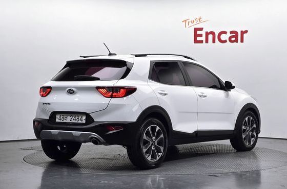 Kia Stonic Diesel 1.6 Prestige — пробег 96 291 км — фото 2 из 5