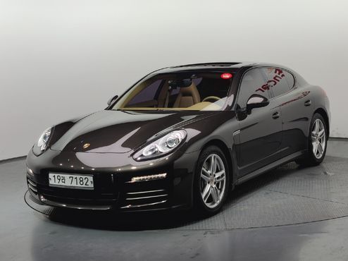 Porsche Panamera 3.6 AWD 970 — пробег 50 982 км — фото 1 из 5