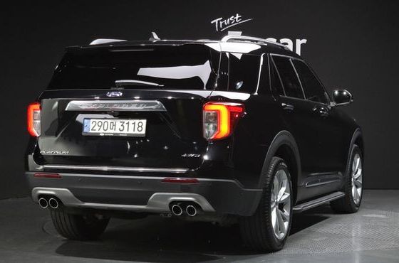 Ford Explorer 3.0 Platinum 4WD — пробег 47 068 км — фото 2 из 5