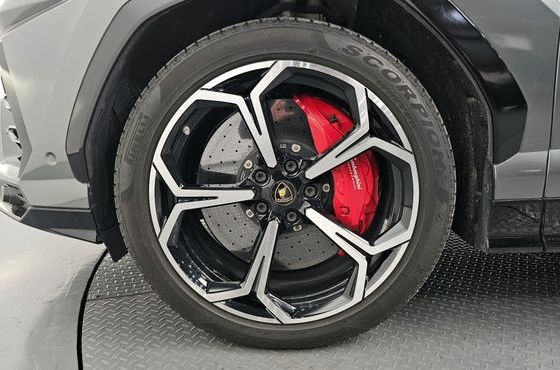 Lamborghini Urus 4.0 V8 — пробег 59 361 км — фото 5 из 5