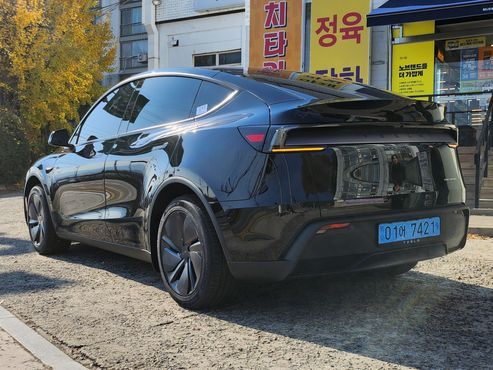 Tesla Model Y Long Range — пробег 790 км — фото 5 из 5