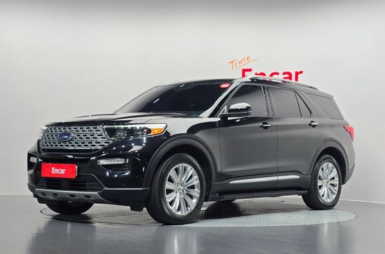 Ford Explorer 2.3 LimIted 4WD — пробег 134 910 км — фото 1 из 5