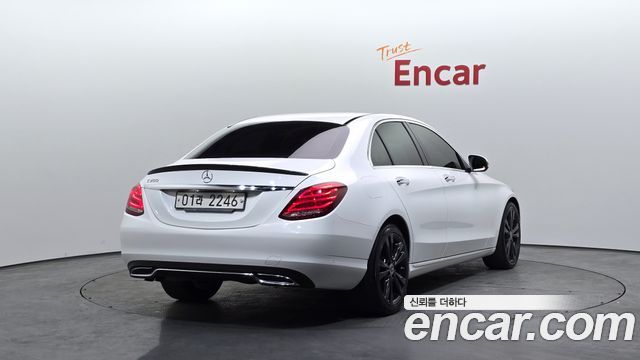 Mercedes-Benz C-Class из Кореи Encar