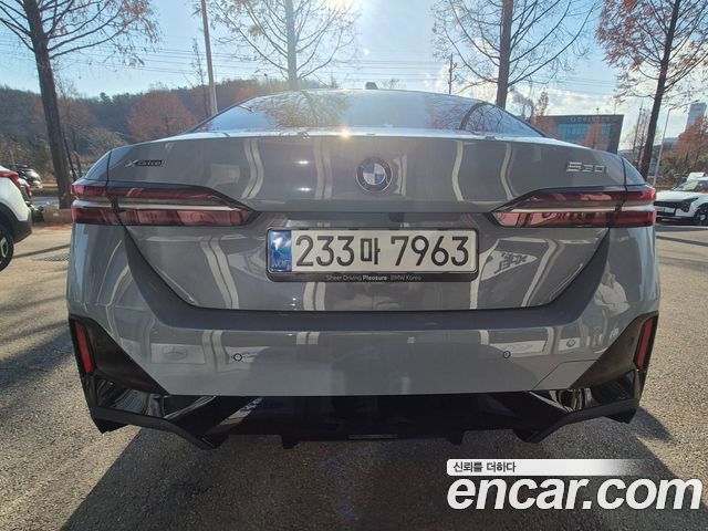 BMW 5-Series 530i xDrive M Sport — пробег 764 км — фото 5 из 5