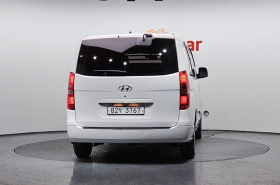 Hyundai Starex Van 5-Seater Smart — пробег 19 070 км — фото 4 из 5