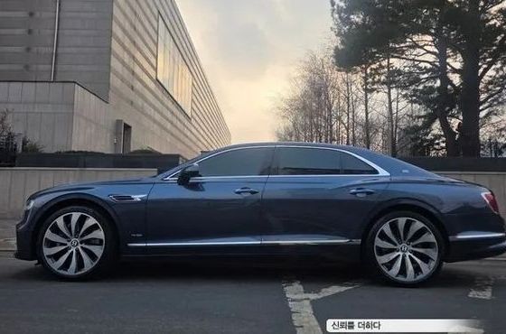 Bentley Flying Spur 6.0 — пробег 55 000 км — фото 1 из 5