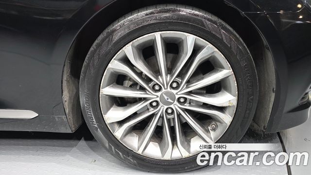 Hyundai Genesis из Кореи Encar