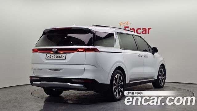 Kia Carnival из Кореи Encar