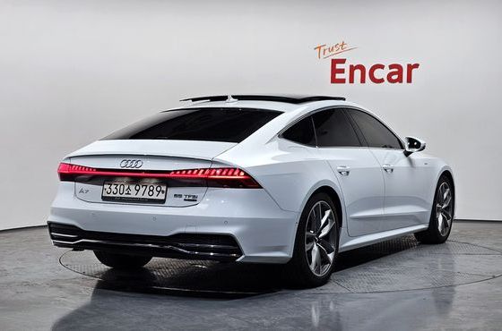 Audi A7 55 TFSI Quattro Premium — пробег 191 123 км — фото 2 из 5