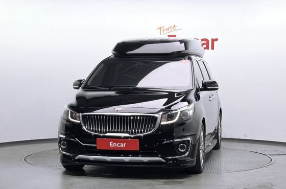 Kia Carnival 9-seater Hi-Limousine Prestige — пробег 175 198 км — фото 3 из 5