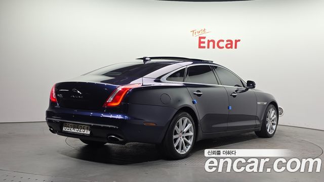 Jaguar XJ 3.0D Premium Luxury LWB X351 — пробег 101 635 км — фото 2 из 5