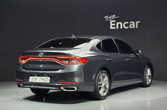 Hyundai Grandeur 2.4 Premium — пробег 101 759 км — фото 2 из 5