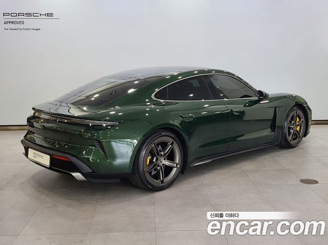 Porsche Taycan Turbo S — пробег 12 300 км — фото 2 из 5