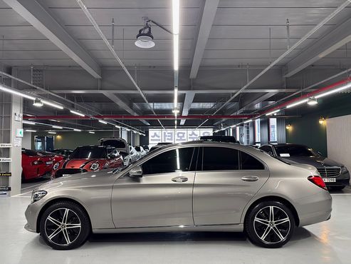 Mercedes-Benz C-Class C220 d 4MATIC Exclusive — пробег 47 230 км — фото 4 из 5