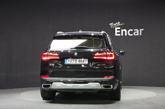 BMW X5 xDrive 40i xLine — пробег 71 787 км — фото 4 из 5