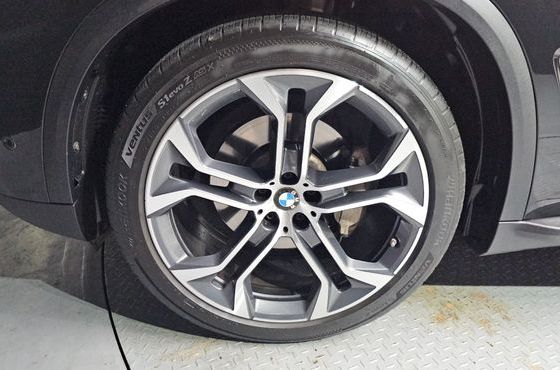 BMW X5 xDrive 40i xLine — пробег 71 787 км — фото 5 из 5