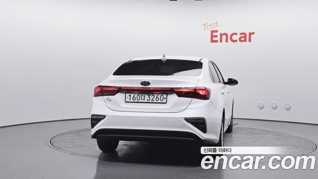 Kia K3 из Кореи Encar