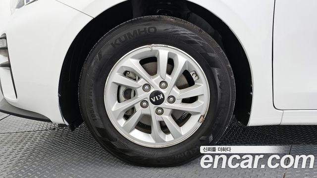 Kia K3 из Кореи Encar