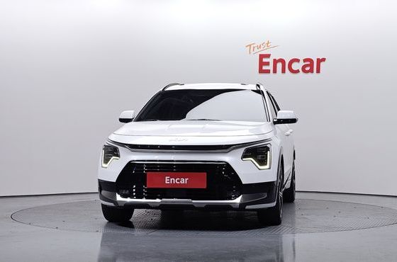 Kia Niro Signature — пробег 122 546 км — фото 3 из 5