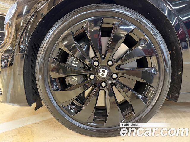 Bentley Flying Spur 6.0 — пробег 84 000 км — фото 5 из 5