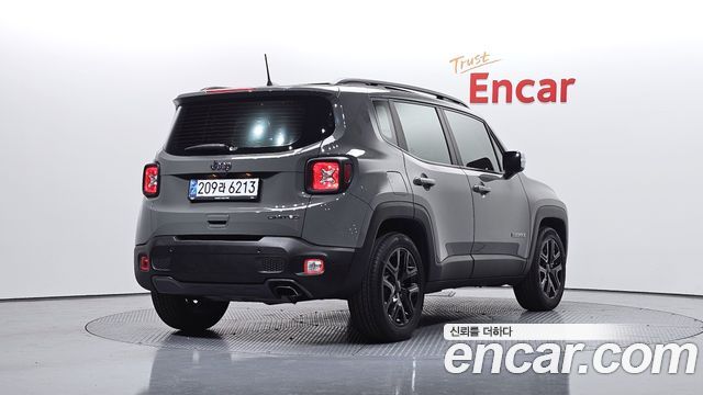 Jeep Renegade 1.3 Limited — пробег 27 574 км — фото 2 из 5