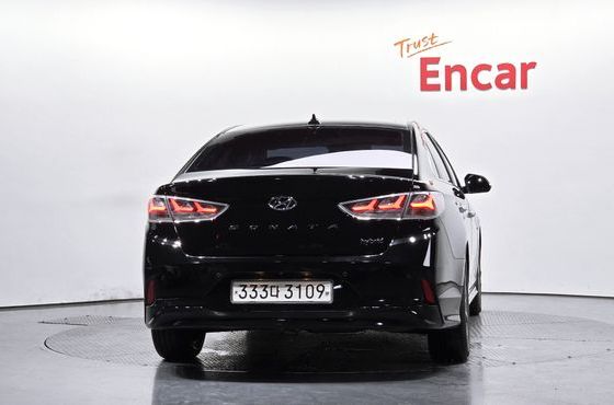 Hyundai Sonata Premium Special — пробег 138 837 км — фото 4 из 5