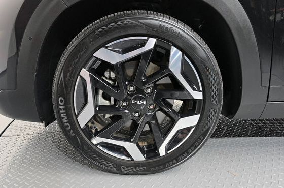 Kia Seltos Gasoline 1.6 Turbo 2WD Signature — пробег 13 727 км — фото 5 из 5