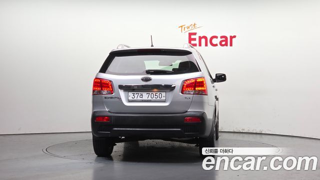 Kia Sorento Diesel 2.0 2WD TLX High-Deluxe — пробег 97 547 км — фото 4 из 5