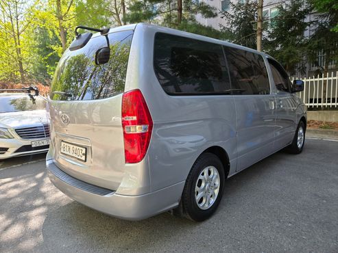 Hyundai Starex 5-Seater VAN CVX Luxury — пробег 248 000 км — фото 4 из 5
